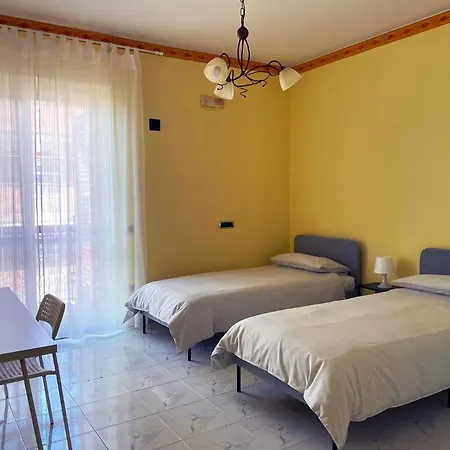 Le Calle Di Zia Sisina - New Opening - Free Parking & Wi-fi - Quiet District Διαμέρισμα *