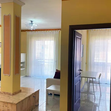 Le Calle Di Zia Sisina - New Opening - Free Parking & Wi-fi - Quiet District Διαμέρισμα *